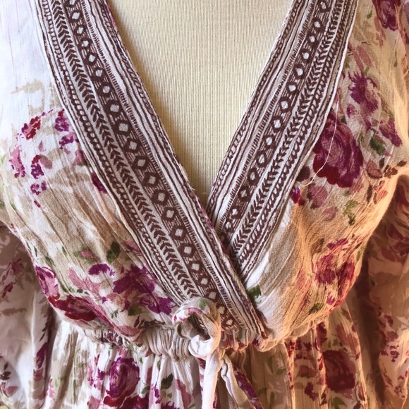 Angie Peasant Blouse - Picture 2 of 5